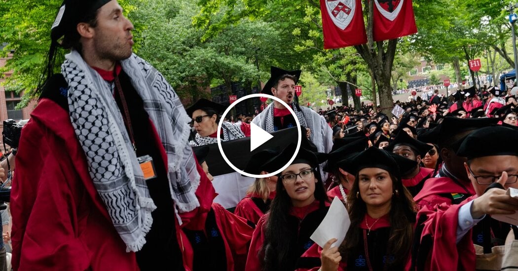 Video Hundreds of Harvard Students Walk Out at Commencement The Print
